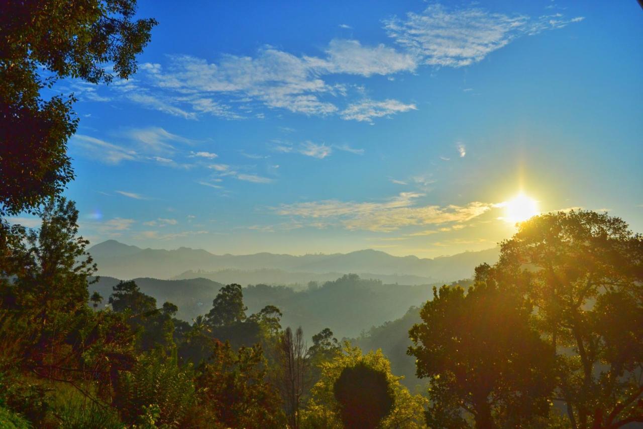 Rainbow Sky Cottage เอลลา ภายนอก รูปภาพ